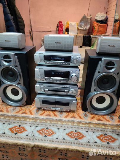 Продам музыкальный центр техникс 790.в отличном со