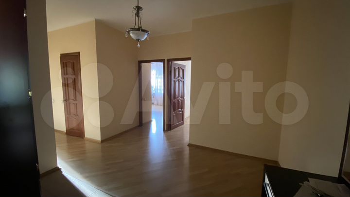 2-к. квартира, 62 м², 8/9 эт.