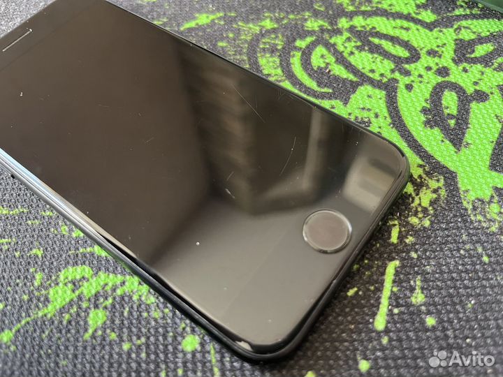 iPhone SE (2020), 256 ГБ