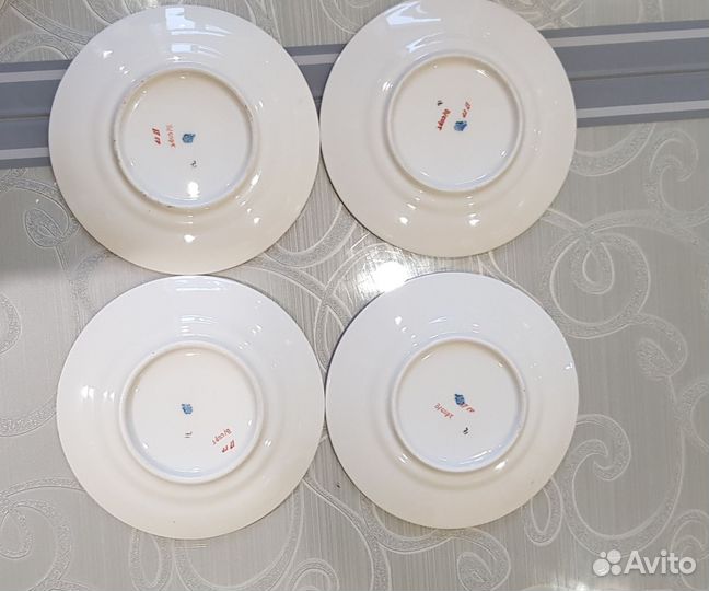 Набор блюдец 