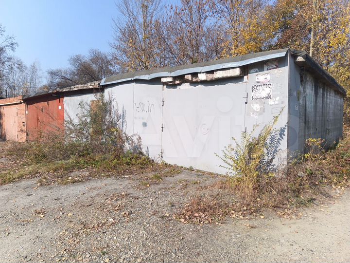 Гараж, > 30 м²