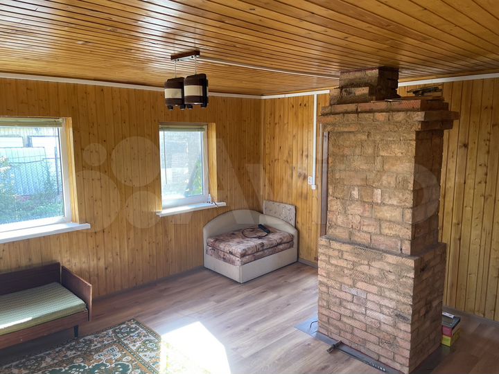 Дом 40 м² на участке 4 сот.