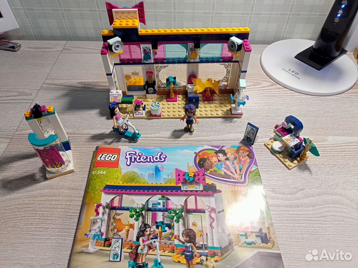Lego friends