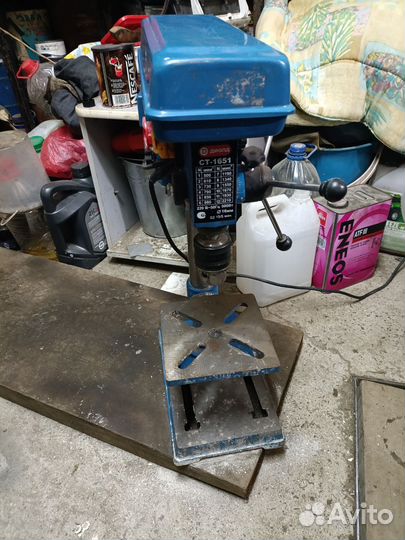 Сверлильный станок