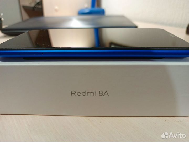 Продам Смартфон Redmi 8A