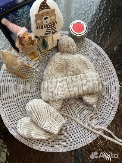 Комплект шапка и варежки hm