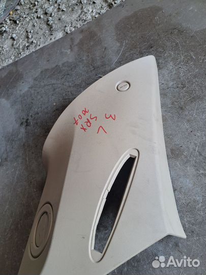 Обшивка стойки задний Cadillac SRX