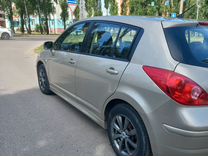 Nissan Tiida 1.6 MT, 2010, 125 500 км, с пробегом, цена 880 000 руб.