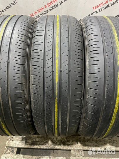 Dunlop Enasave EC300+ 215/60 R17 96H