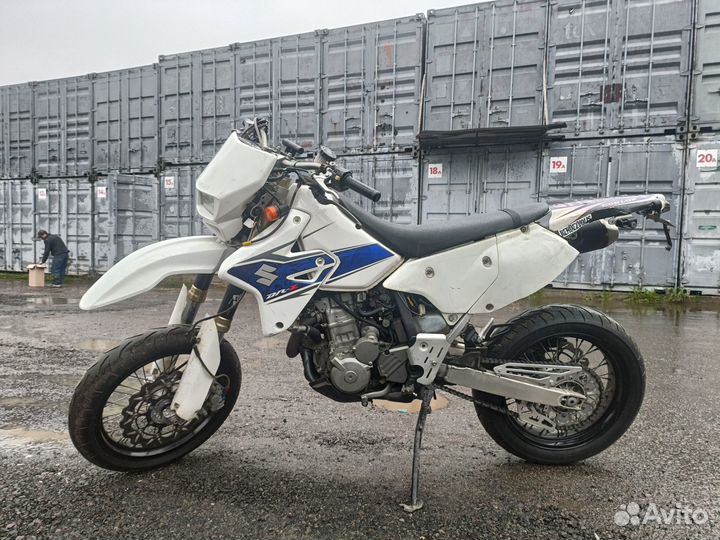 Suzuki DR-Z 400 SM