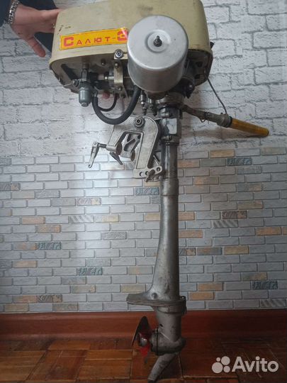 Лодочный мотор