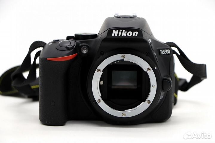 Nikon D5500 body (пробег 8000 кадров)