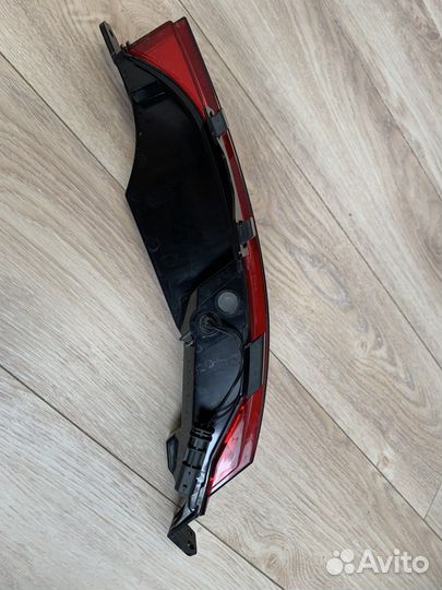 Фонарь противотуманный Land Rover Discovery Sport