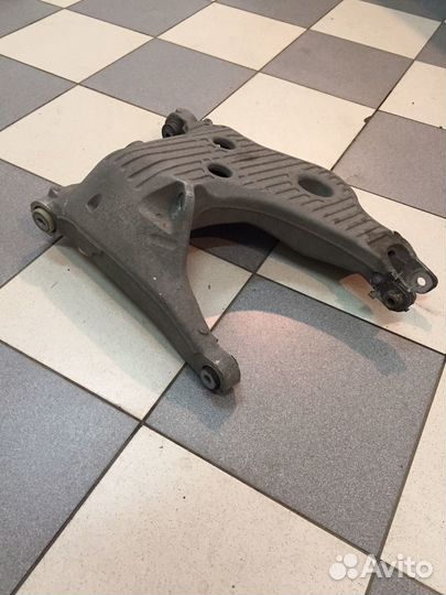 Рычаг Range Rover Vogue 4.4 td задний