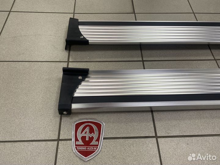 Пороги внешние площадки универсальные 197 см