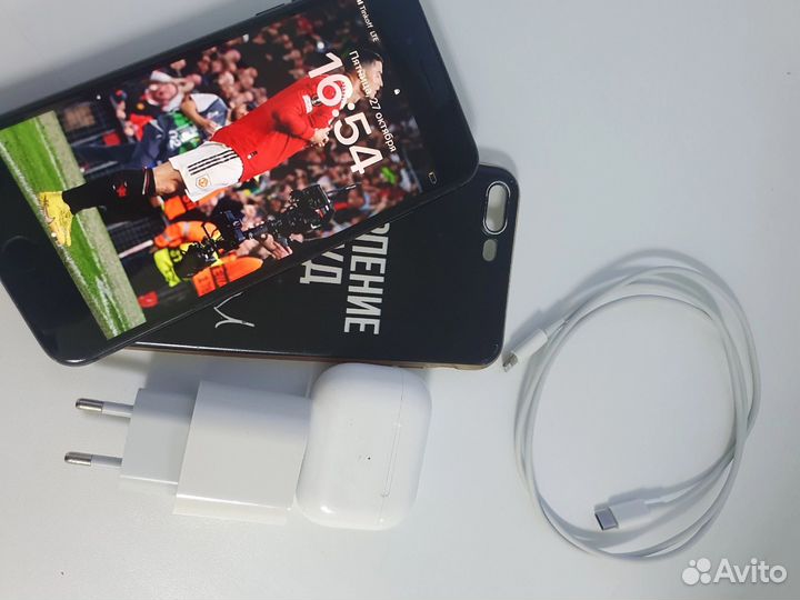 iPhone 8 Plus, 64 ГБ