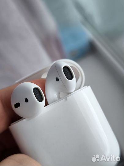 Airpods 2