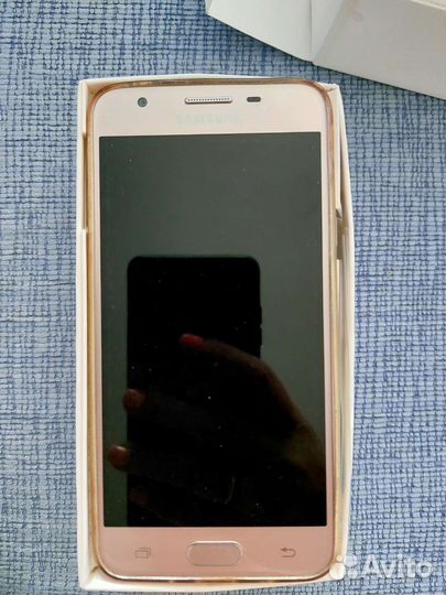 Телефон samsung j5