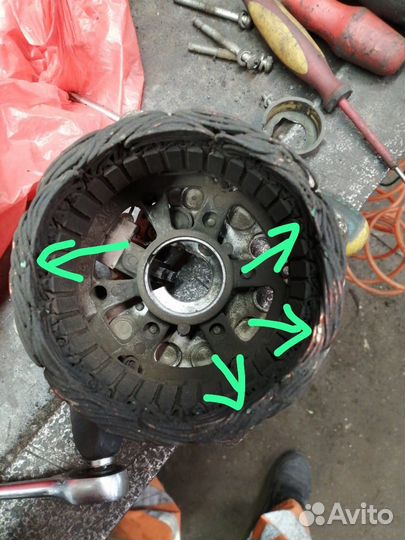 Генератор Chevrolet Niva 2004 г.в. 80А