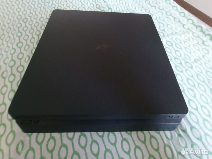 Sony PS4 slim 1tb