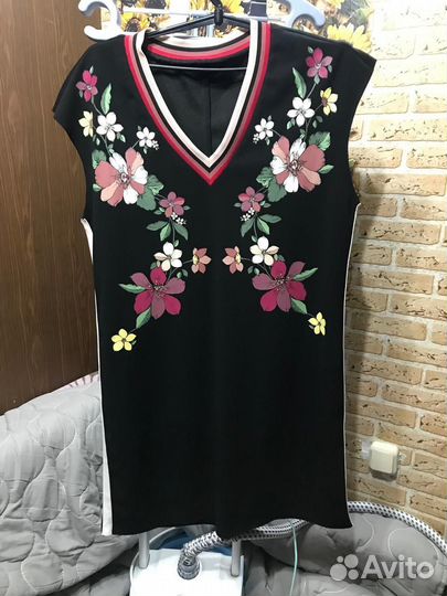 Платье женское