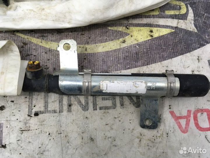 Шторка безопасности правая Kia Cerato 2 G4FC