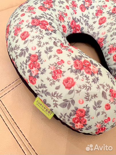 Подушка для самолета