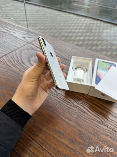 iPhone X 64gb Отличнoе состояниe Whitе
