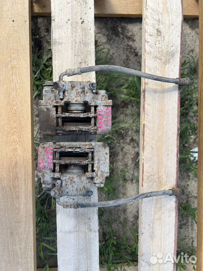 Тормозной суппорт задний Chery Tiggo T11