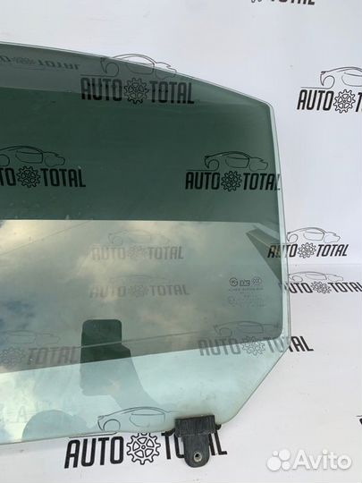 Стекло заднее левое Hyundai Elantra XD G4ED 2004