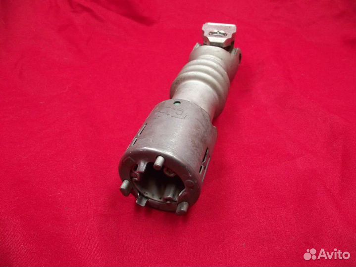 Рулевой карданчик Mercedes C W205 2018г