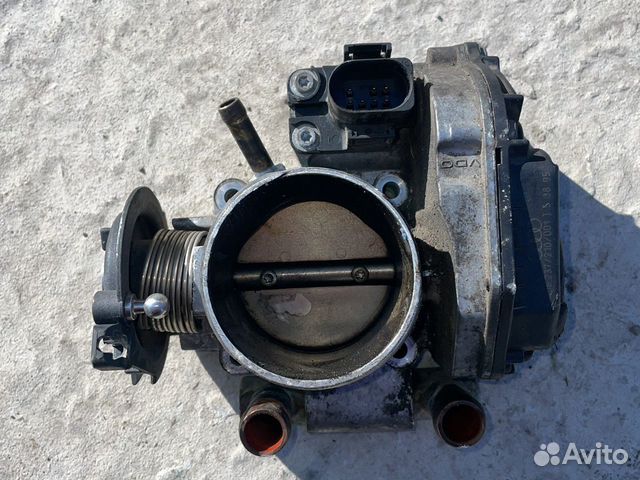 Дроссельная заслонка Audi Volkswagen