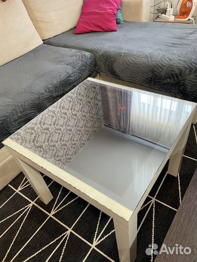 Журнальный столик с эффектом бездны