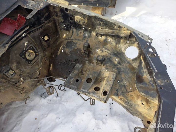 Срез (Телевизор с ланжеронами) Mitsubishi L200 KB