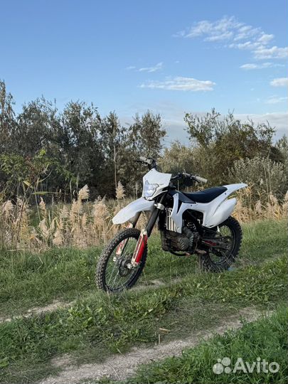 Эндуро мотоцикл BSE Z5