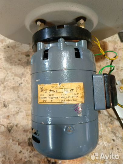 Продам электродвигатель