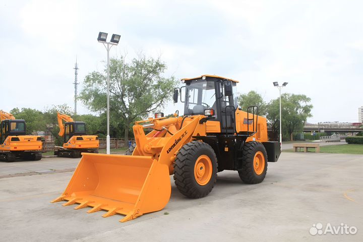 Фронтальный погрузчик Lonking LG833N, 2023