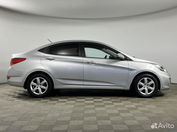 Hyundai Solaris 1.4 AT, 2011, 178 178 км