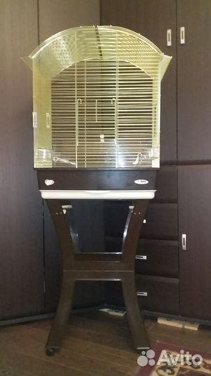 Клетка для мелких и средних попугаев и других птиц