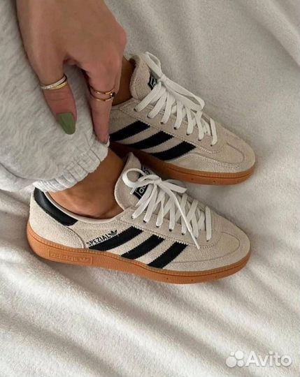 Кроссовки Adidas Hanball Spezial серые кеды