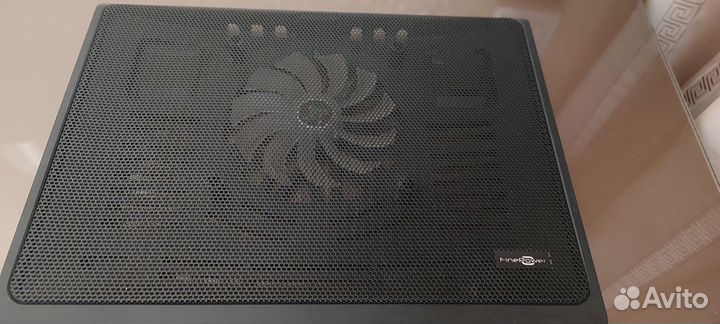 Подставка для охлаждения ноутбука