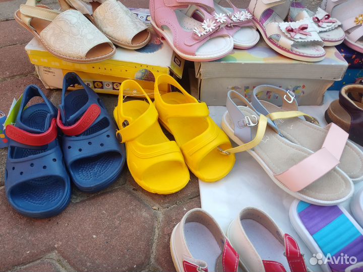 Сандали на девочку