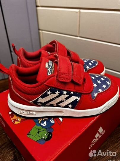 Кроссовки 25 Adidas Marvel оригинал.Беспл доставка