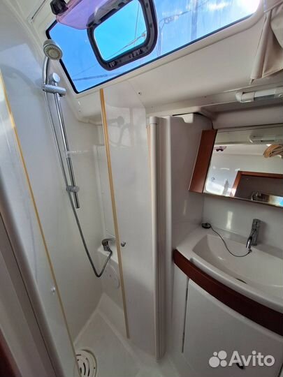 Парусная яхта Beneteau Oceanis 43