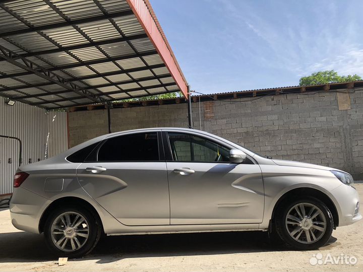 LADA Vesta 1.6 МТ, 2018, 100 000 км