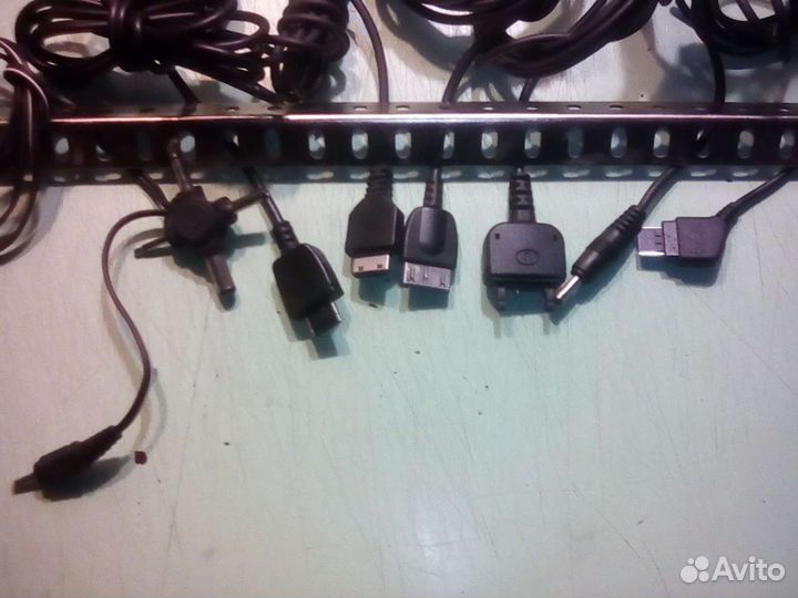 Зарядные уст-ва разные