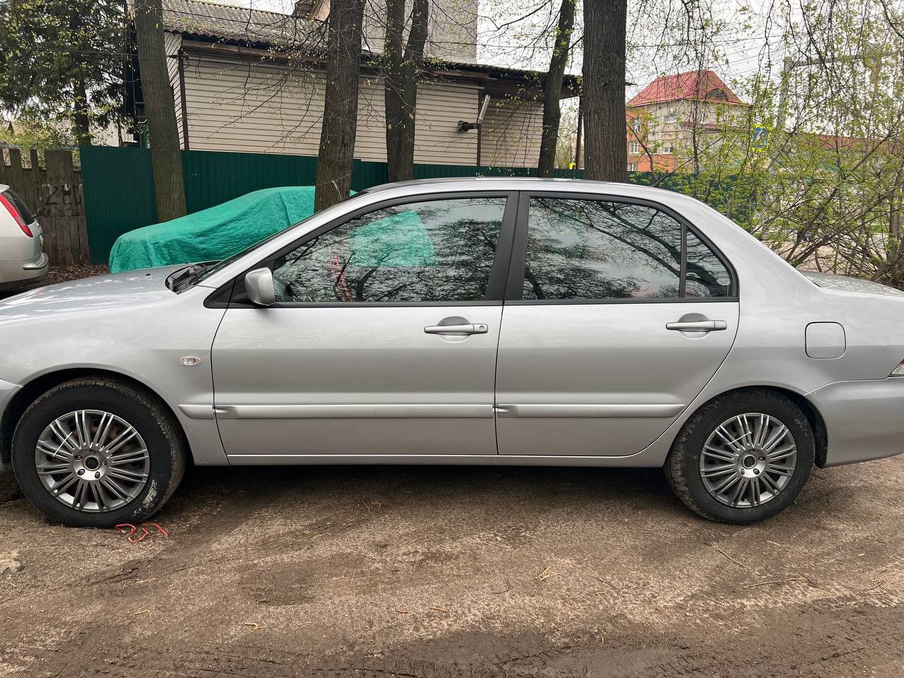 Mitsubishi Lancer: фото владельца
