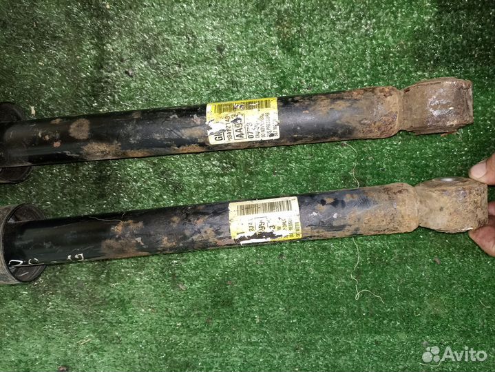 Амортизатор задний Шевроле Круз