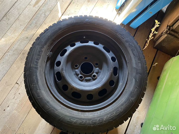 Pirelli Ice Zero 195/65 R15