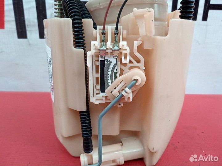 Насос топливный mazda premacy PE